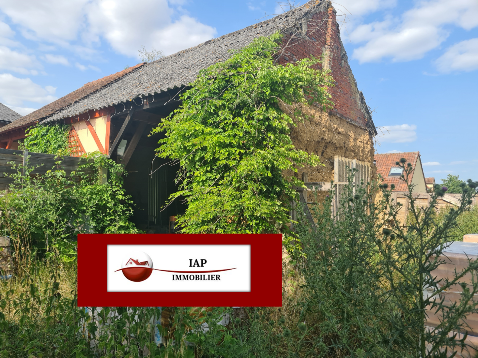 GRANGE à Rénover : SUR 190 M2 DE TERRAIN