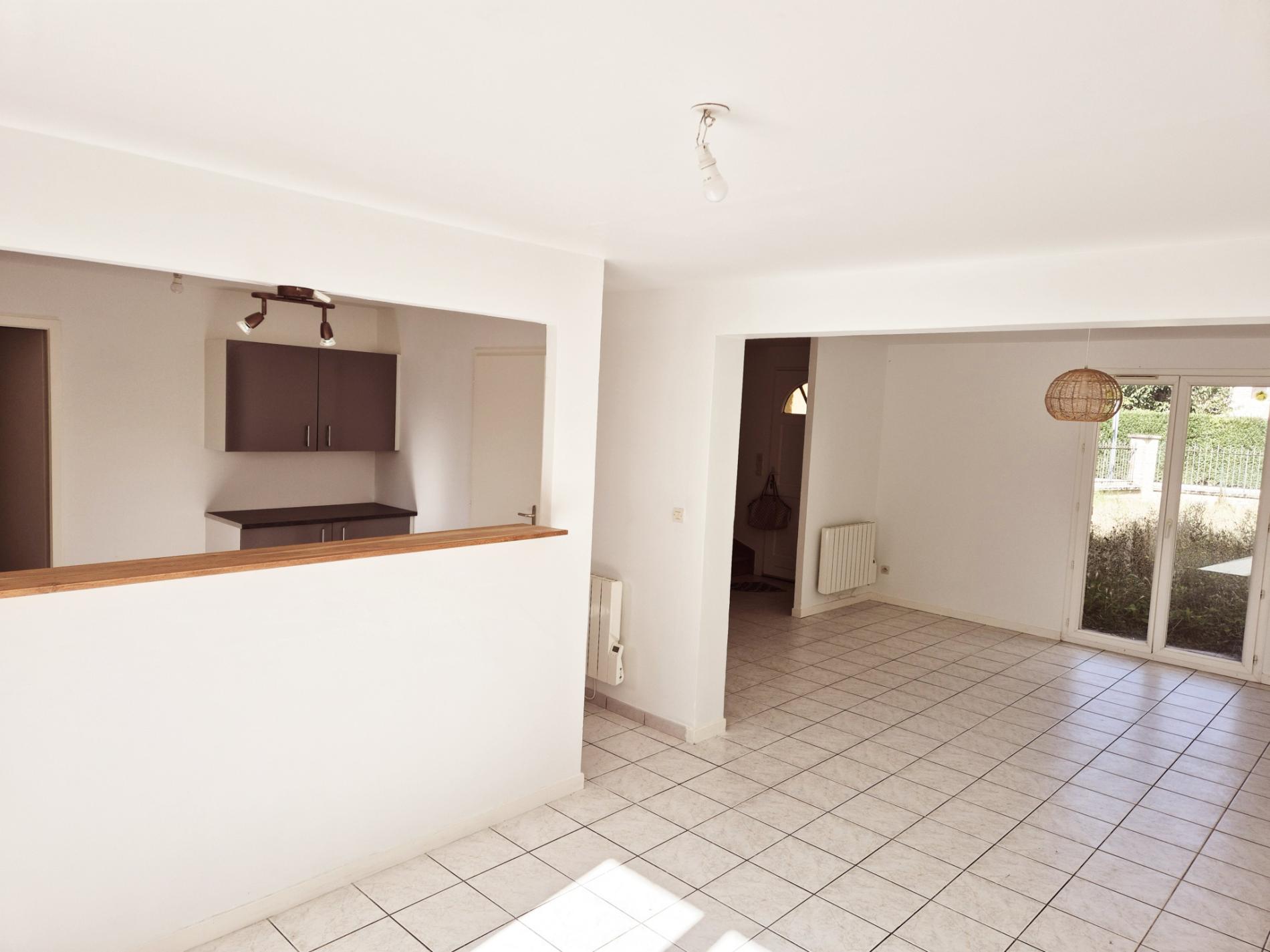 MAISON AGREABLE PROCHE D'ORGERUS