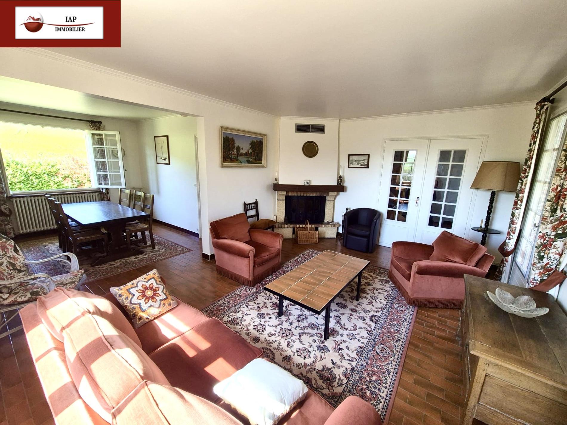 MAISON SPACIEUSE DE CONSTRUCTION TRADITIONNELLE