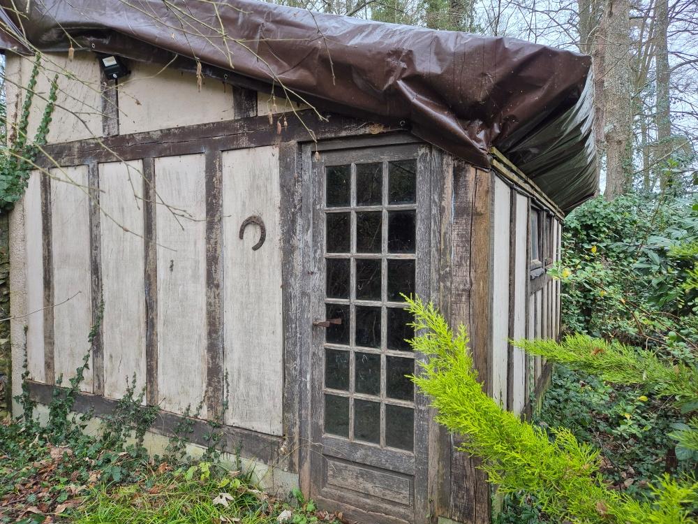 MAISON PLEINE DE CHARME. IDEALEMENT SITUEE