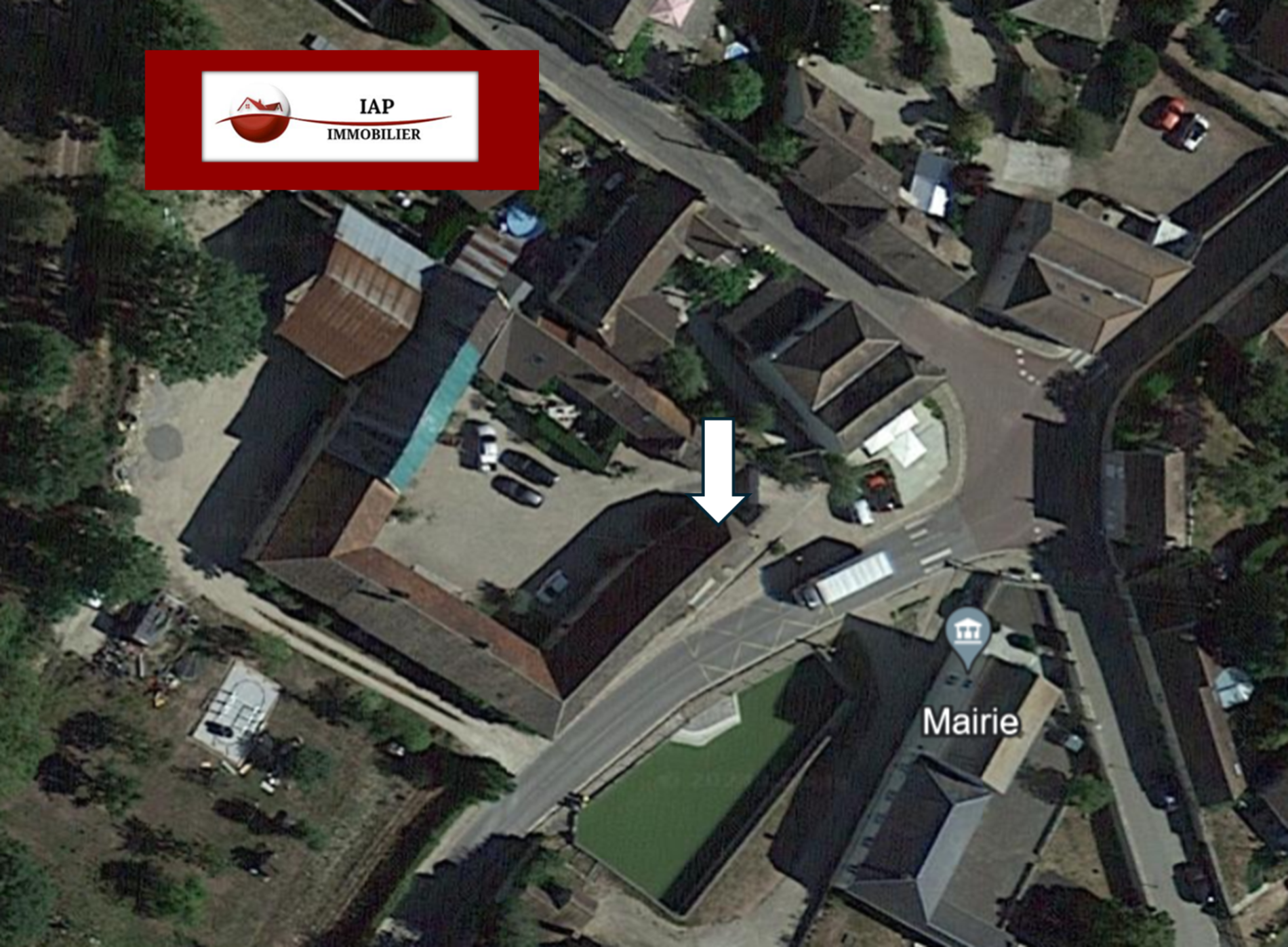 A RENOVER. AU COEUR DU VILLAGE DE GRESSEY 78550.