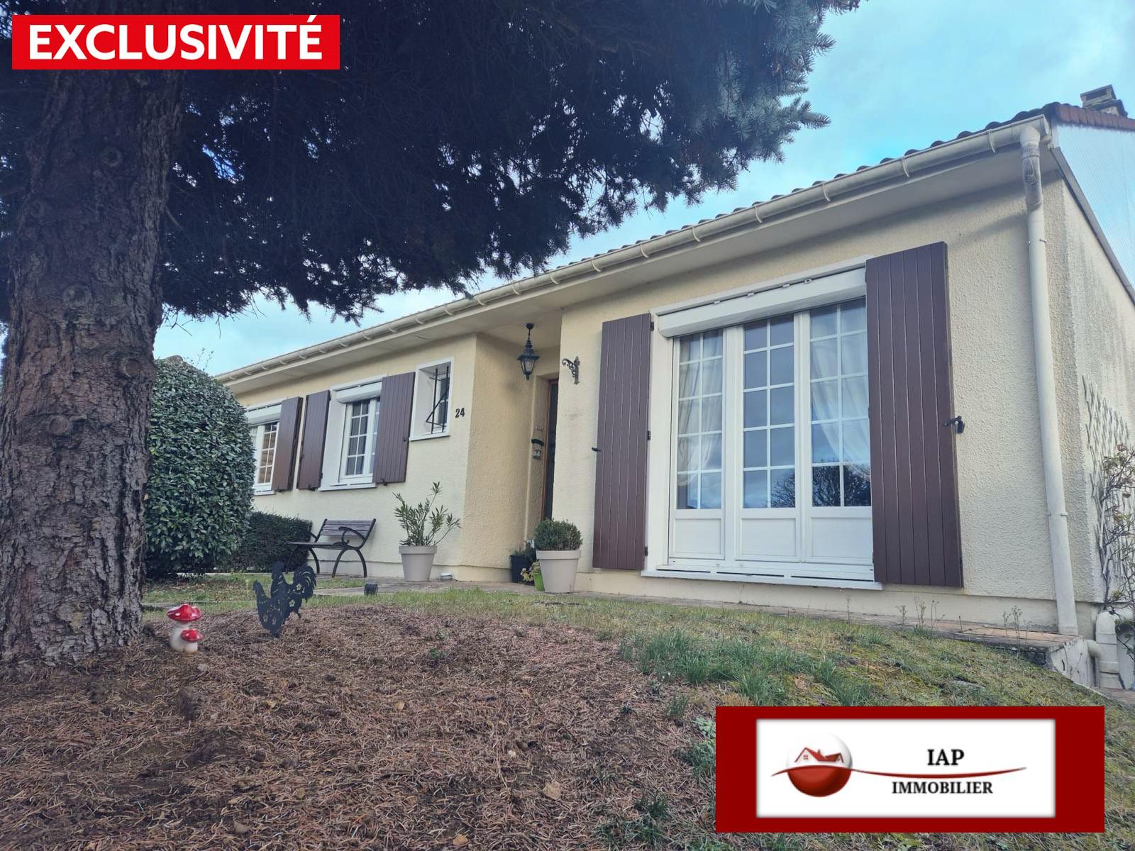 MAISON DE PLAIN PIED AU COEUR D'ORGERUS