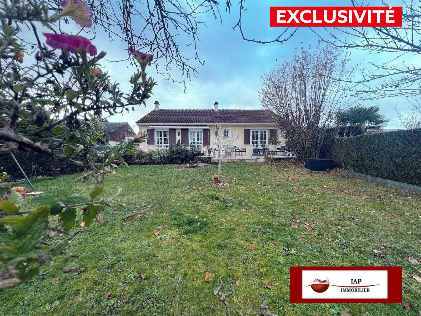 MAISON DE PLAIN PIED AU COEUR D'ORGERUS