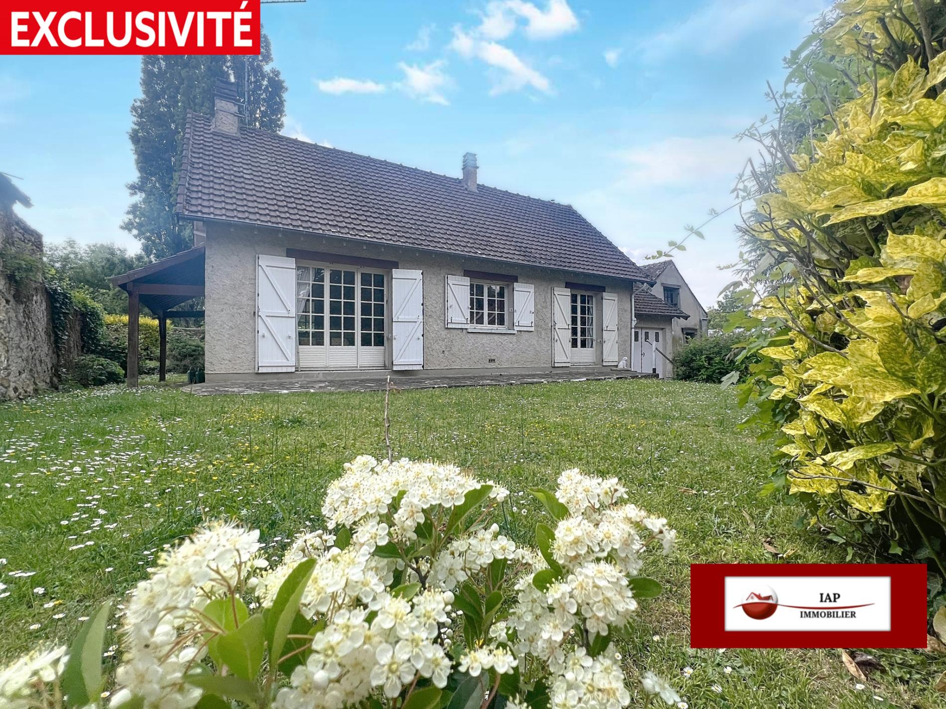 MAISON DE PLAIN PIED AU COEUR D'ORGERUS