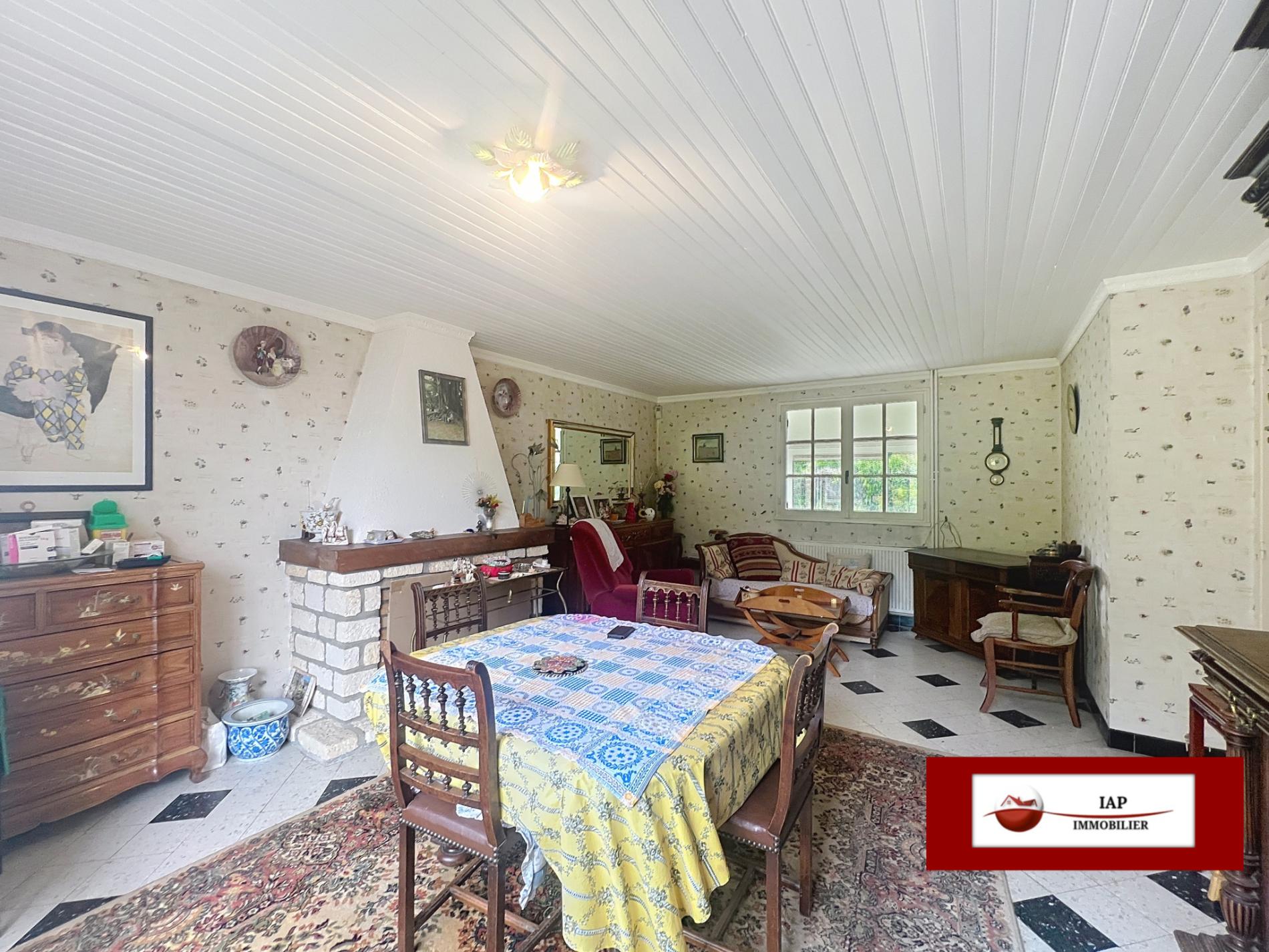 MAISON DE PLAIN PIED AU COEUR D'ORGERUS