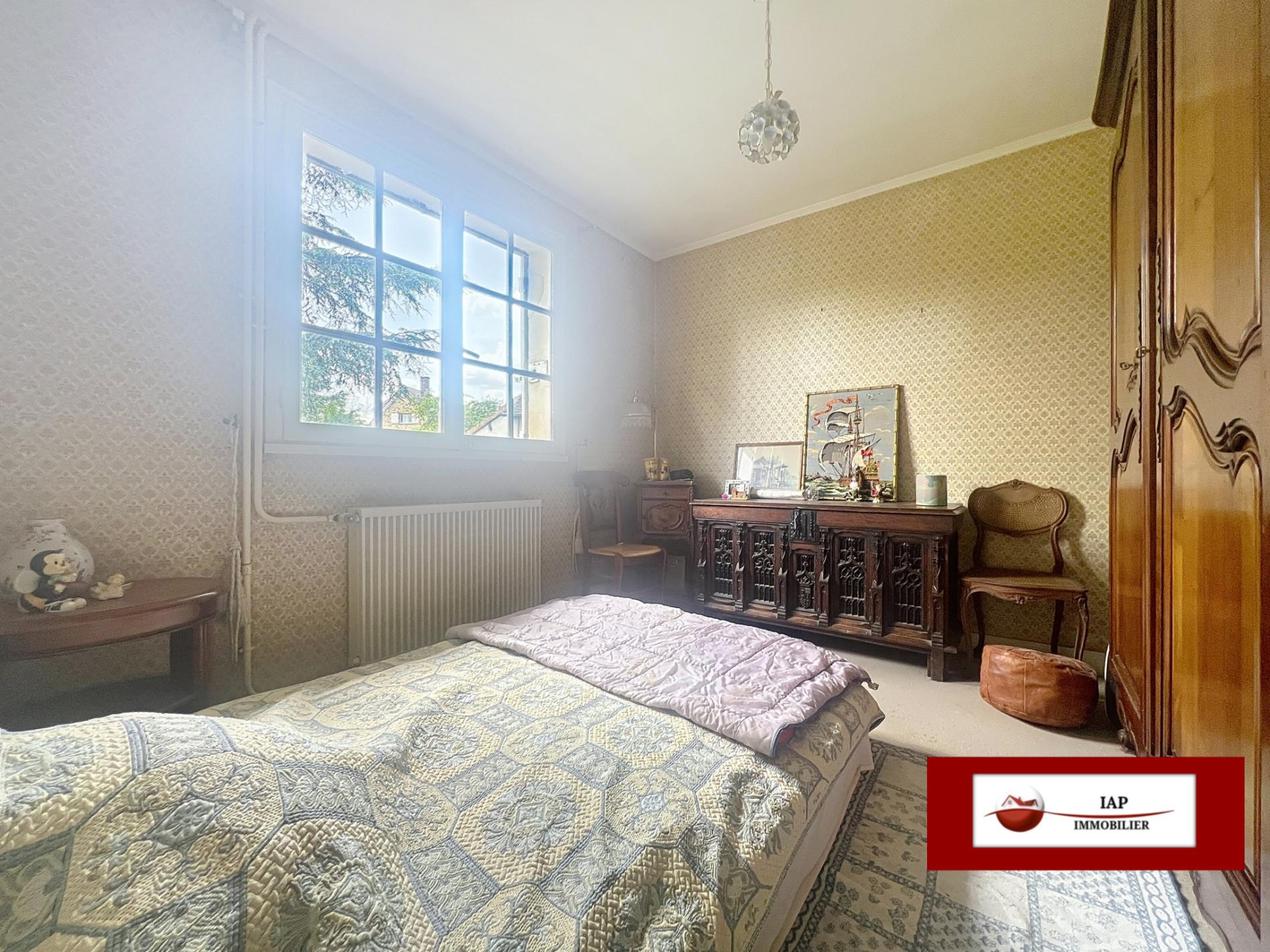 MAISON DE PLAIN PIED AU COEUR D'ORGERUS