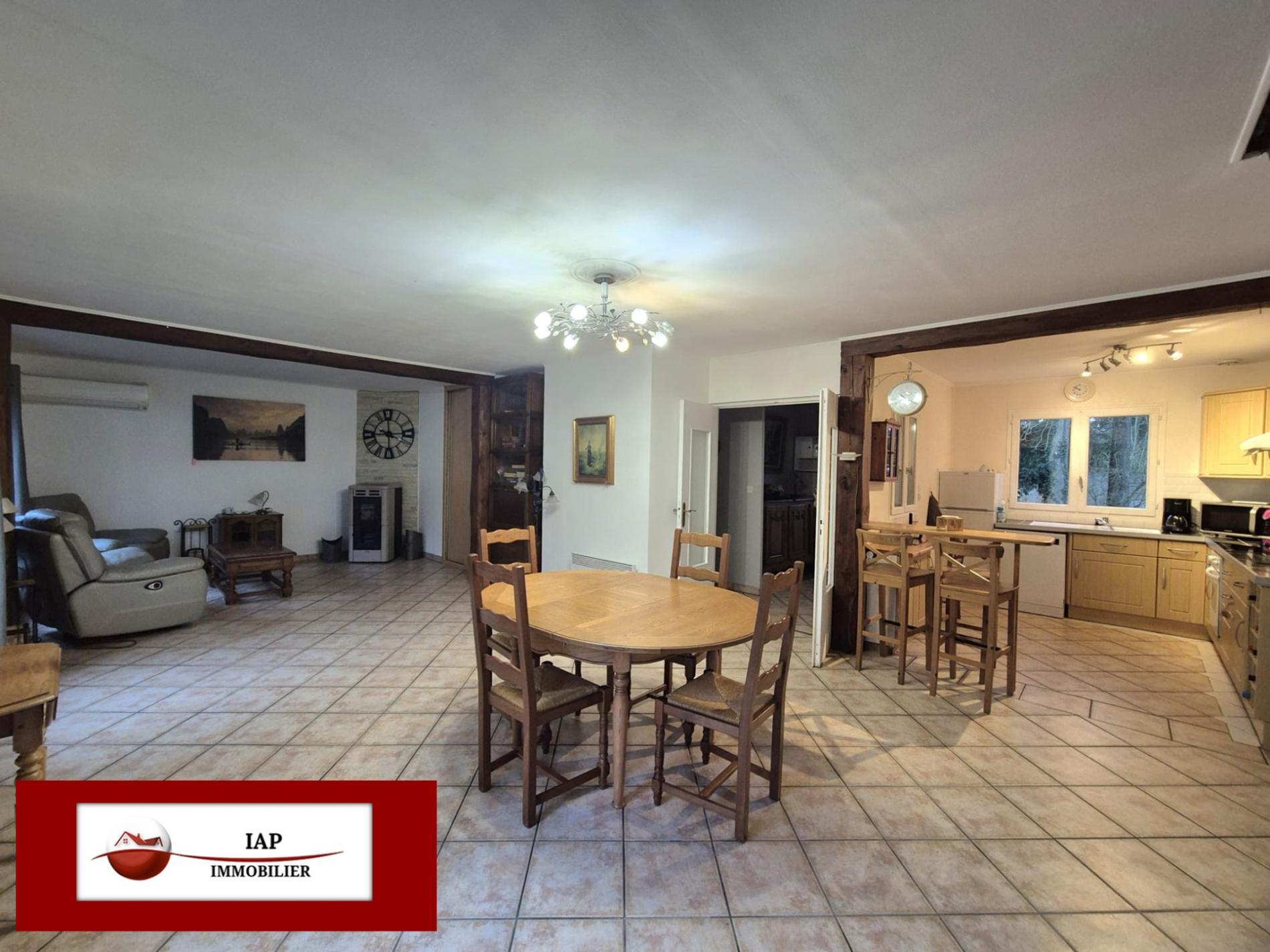 A 3 Km d'ORGERUS OU DE THOIRY MAISON + Studio ou 2 Pièces