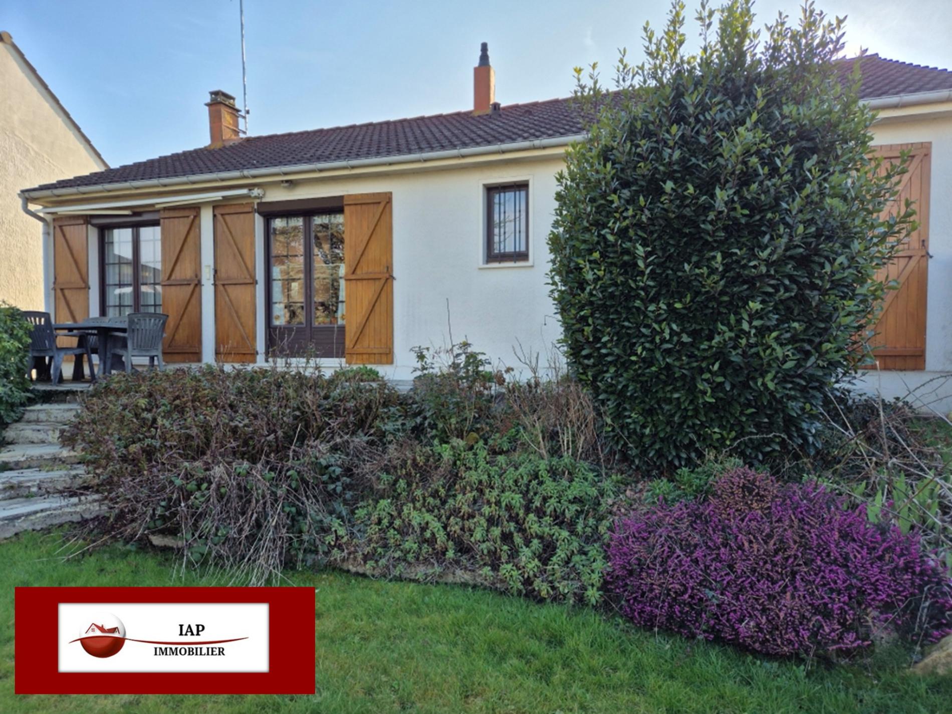 CENTRE ORGERUS. AGREABLE MAISON SOUS-SOL TOTAL TOUT A PIED