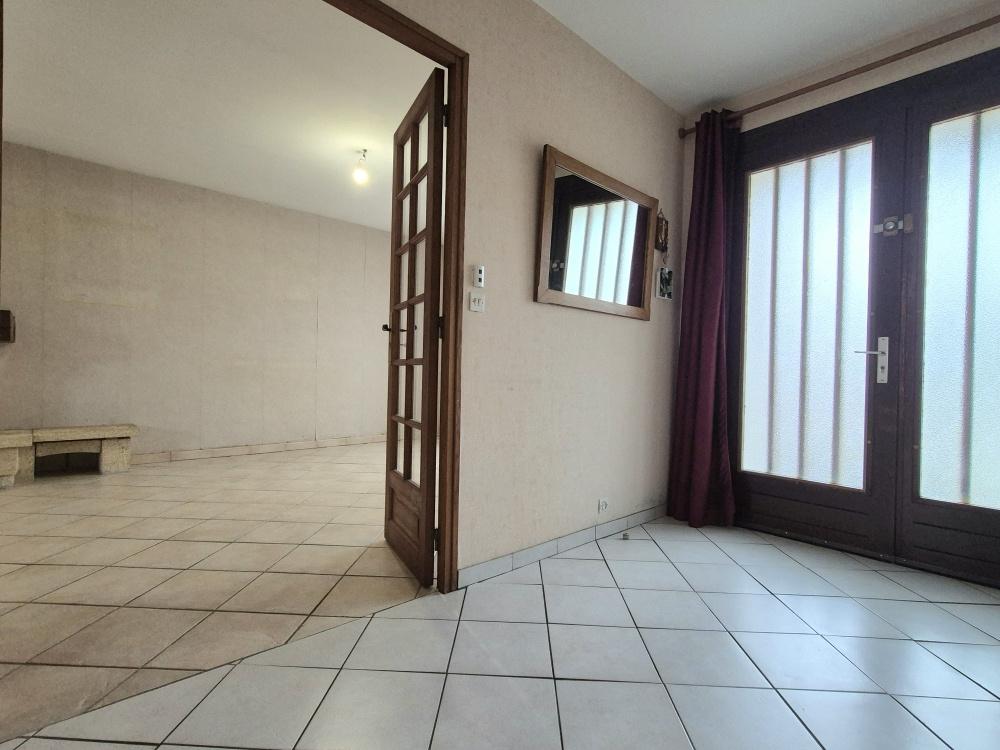 CENTRE ORGERUS. AGREABLE MAISON SOUS-SOL TOTAL TOUT A PIED