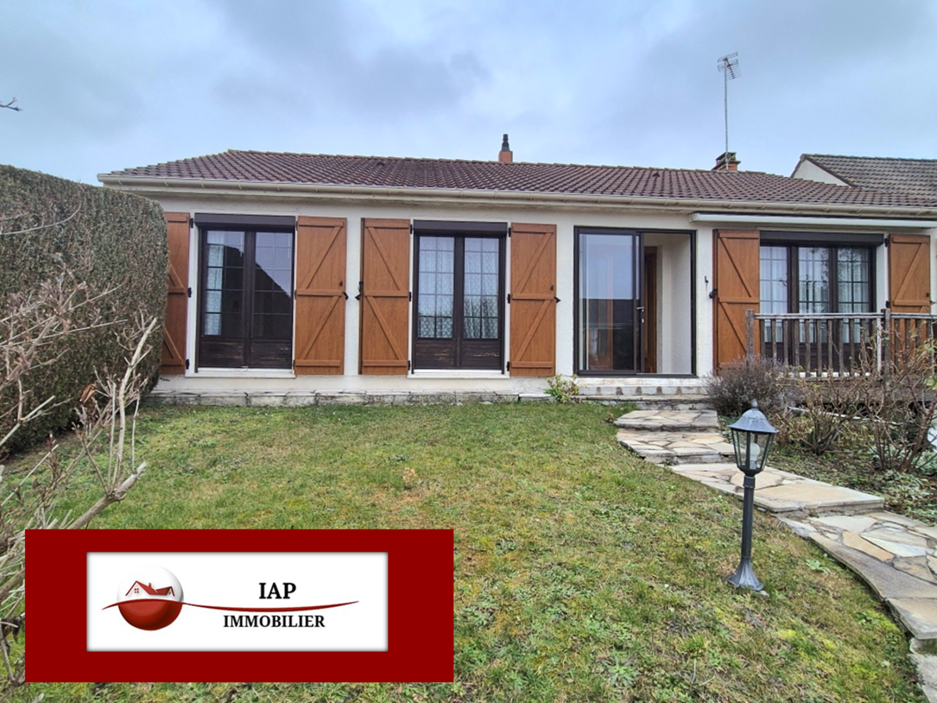 CENTRE ORGERUS. AGREABLE MAISON SOUS-SOL TOTAL TOUT A PIED