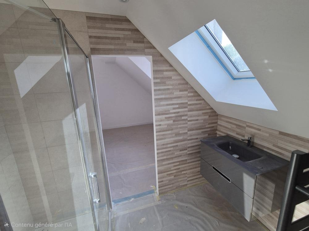 4 MAISONS A TERMINER IDEALEMENT SITUEES AU CENTRE DU VILLAGE / AU CALME