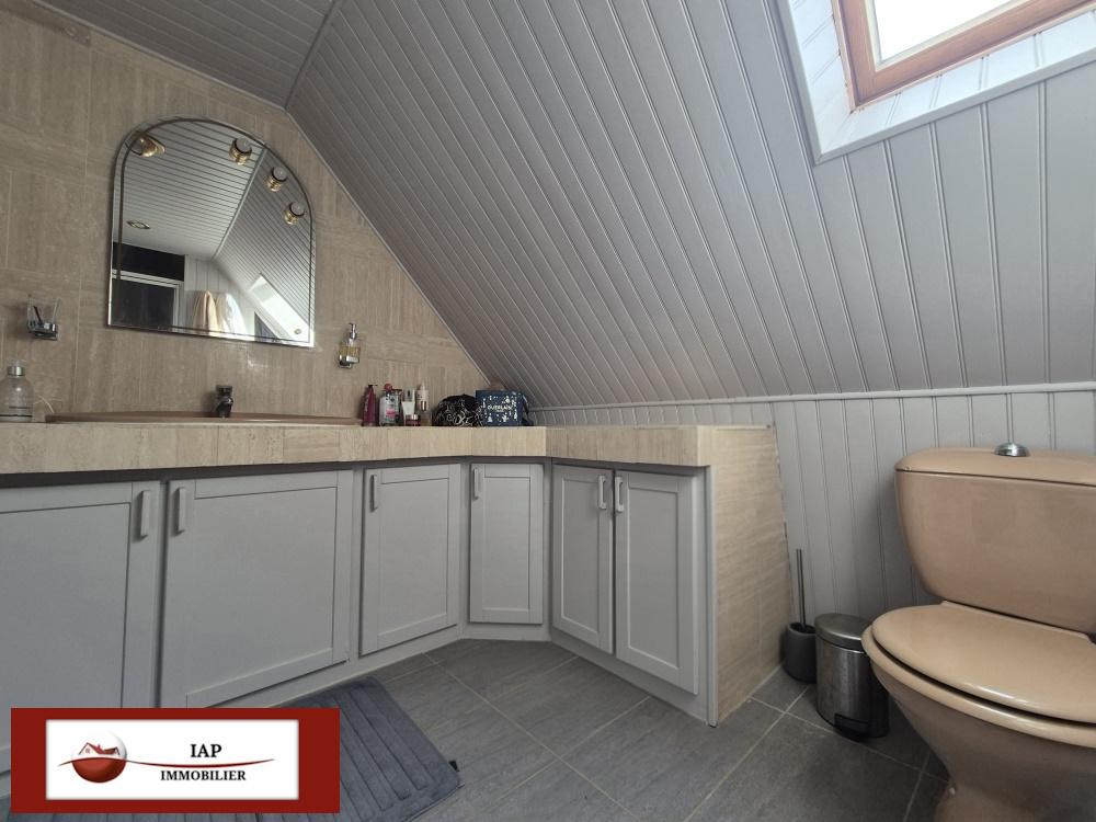 Orgerus 3 KM. Maison agréable et lumineuse. S/SOL TOTAL