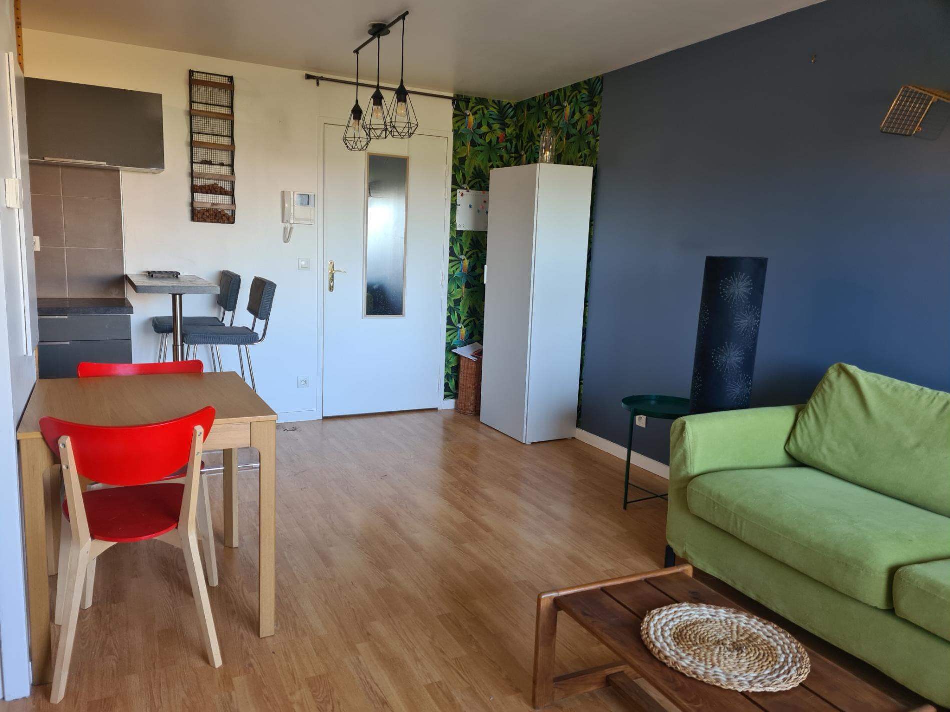 Situé à Orvilliers (Hameau de Favière) Appartement 2 Pièces LOCATION MEUBLEE