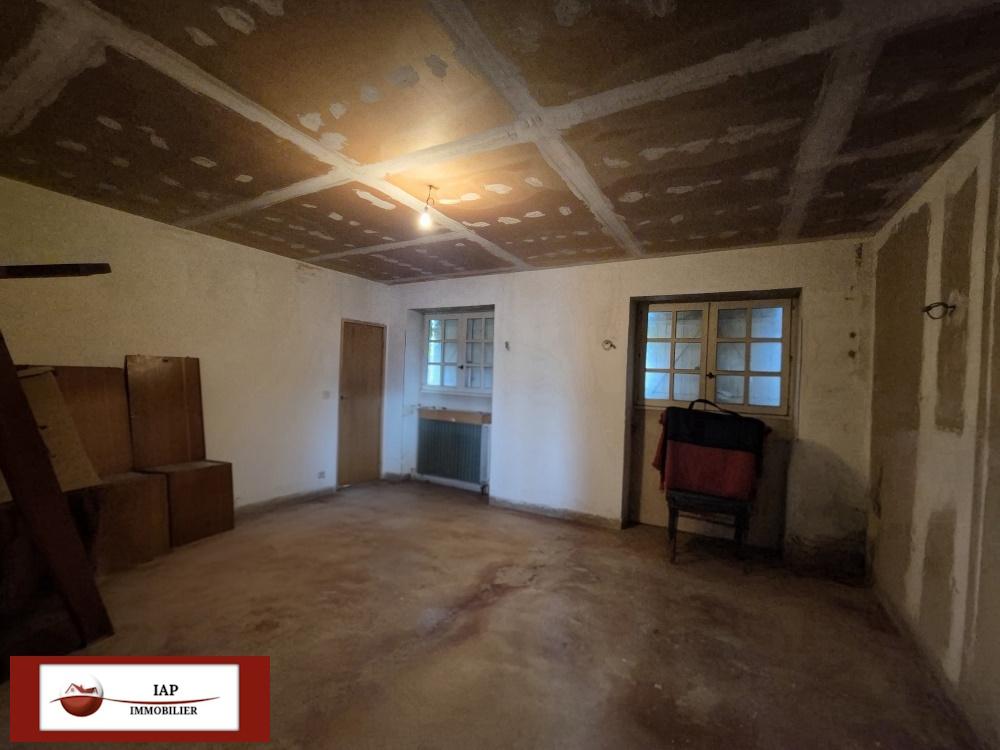 Maison ancienne de caractère avec dépendances